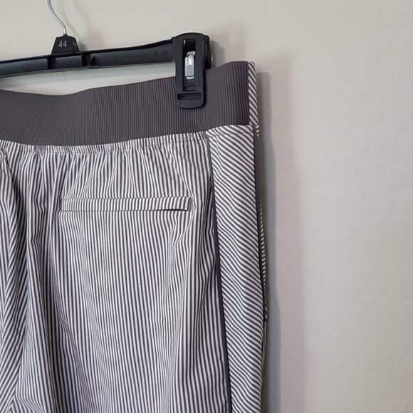 Athleta Gray Brooklyn Ankle Pants - Picture 10 of 15